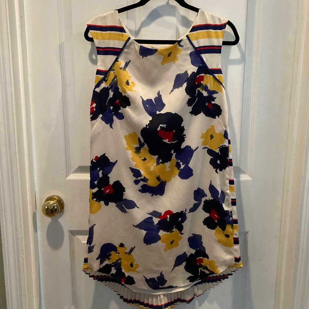 NWOT never worn Jessica Simpson dress